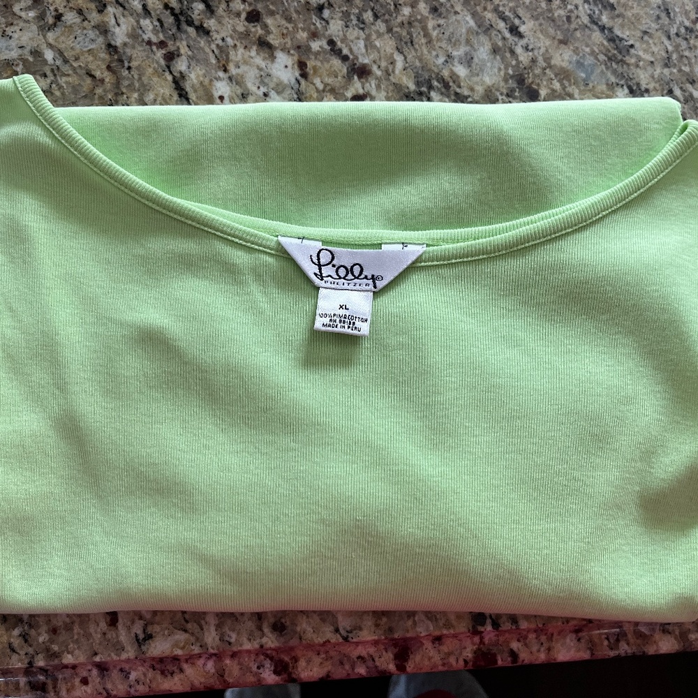 Lilly Pulitzer tee - Picture 3 of 5